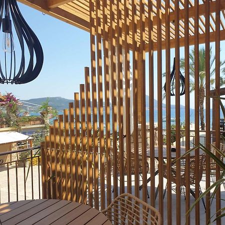 Vista Al Mare Luxury Apartments Gialova Eksteriør billede
