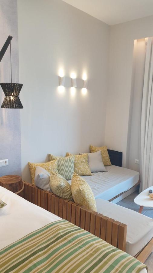 Vista Al Mare Luxury Apartments Gialova Eksteriør billede
