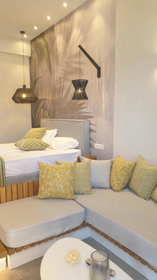 Vista Al Mare Luxury Apartments Gialova Eksteriør billede