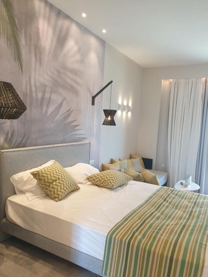 Vista Al Mare Luxury Apartments Gialova Eksteriør billede